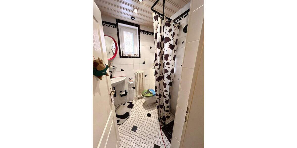 Einfamilienhaus Duisburg Beeck - 5 Zimmer, 126 m&sup2;, 295.000&euro; | Angebot:25302685