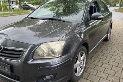 Toyota Avensis 289.777 km 1.899 &euro; Gladbeck 45968