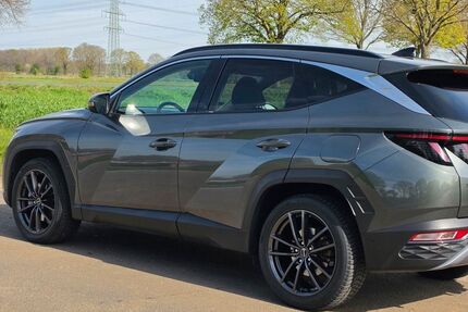 Hyundai TUCSON 95.000 km 23.800 &euro; Wesel 46485