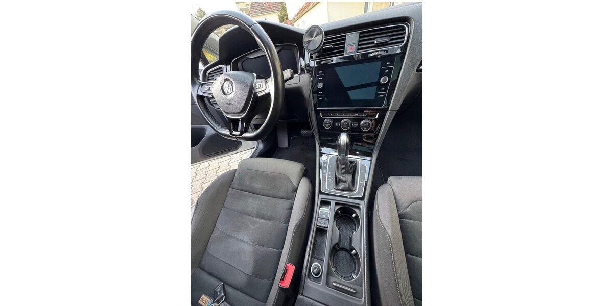 VW Golf VII Variant 230.000 km 11.490 &euro; Gelsenkirchen 45879