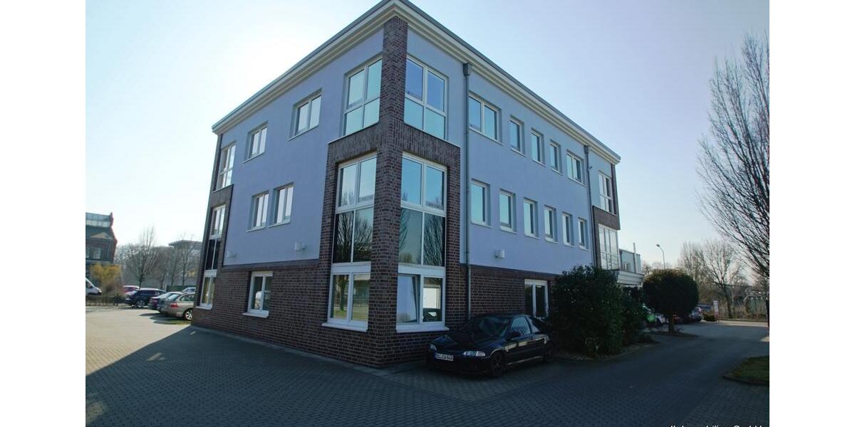 Moderne Büro-Etage im Eurotec-Gewerbe-Park zur Miete im 2. OG zimmer