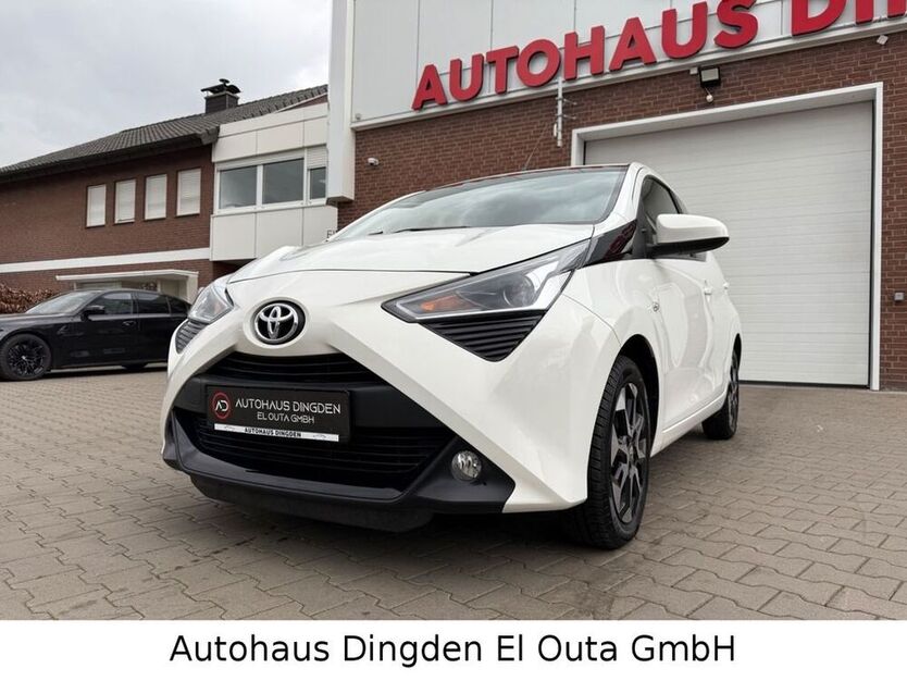 Aygo (X)