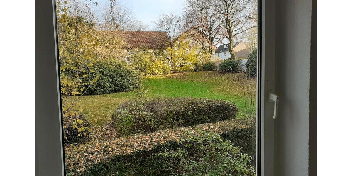 5-Zimmer-Wohnung; Balkon mit Gartenzugang, familienfreundlich 5 zimmer