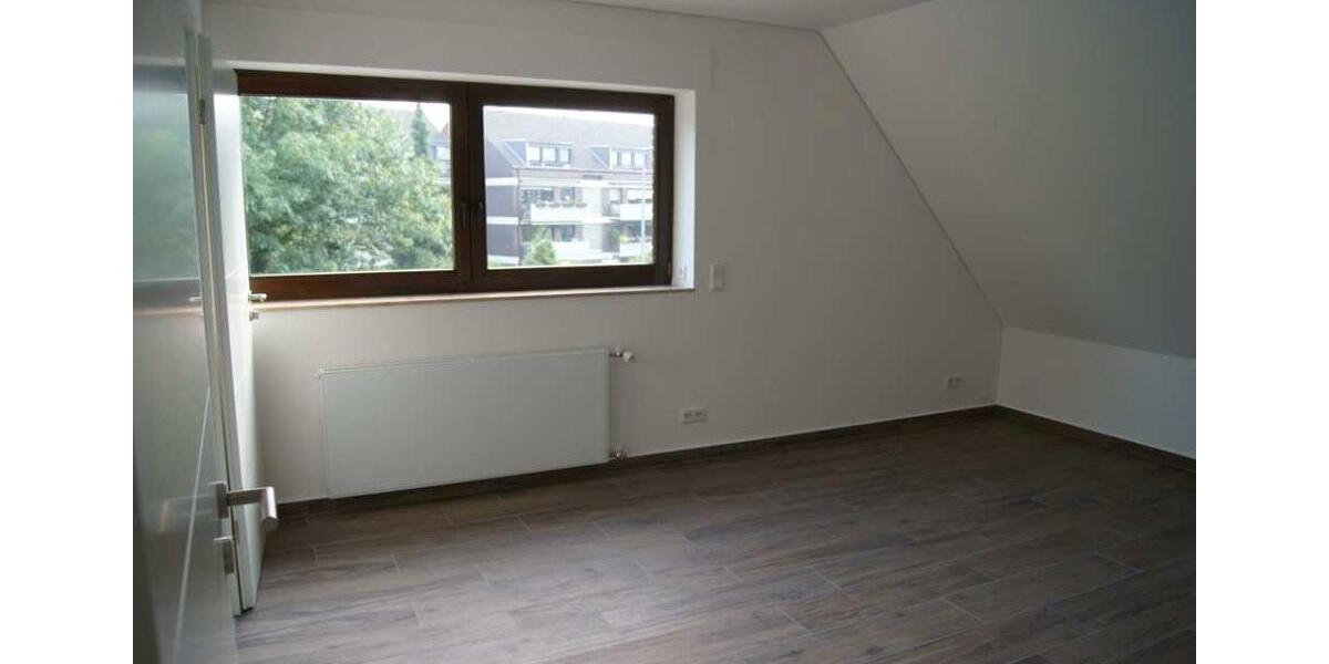 Dachgeschoßwohnung Oberhausen Alsfeld - 2 Zimmer, 60 m&sup2;, 780&euro; | Angebot:27608778
