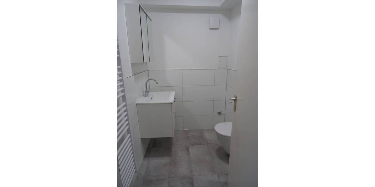 Etagenwohnung Essen Stadtwald - 1 Zimmer, 51 m&sup2;, 400&euro; | Angebot:26833483