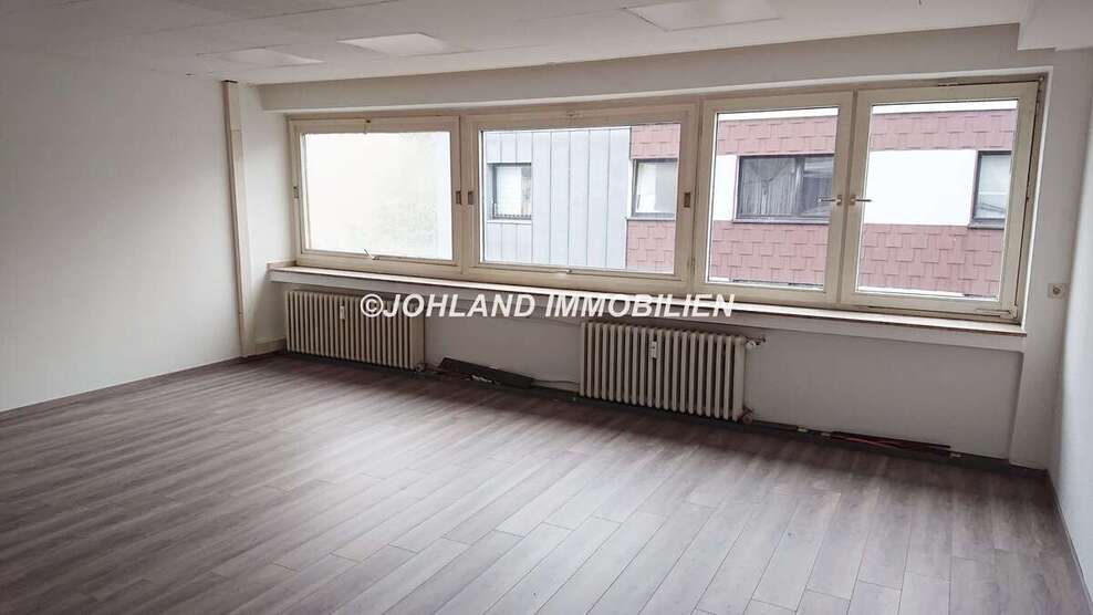 Büro in Oberhausen 1.339 € 206 m² zimmer