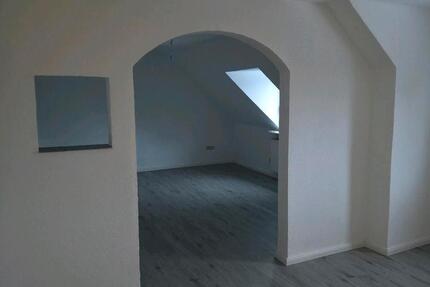 Schöne große 4 Zimmer Wohnung in Altenbochum 4 zimmer