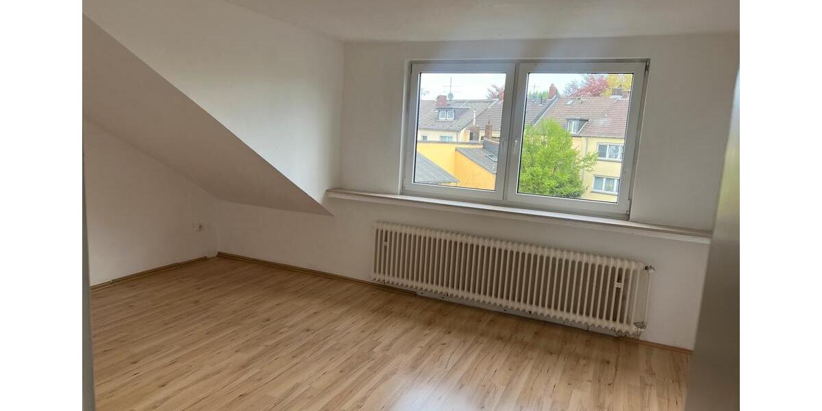 Dachgeschoßwohnung Duisburg Rheinhausen - 2 Zimmer, 60 m&sup2;, 580&euro; | Angebot:26253476