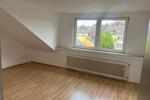Dachgeschoßwohnung Duisburg Rheinhausen - 2 Zimmer, 60 m&sup2;, 580&euro; | Angebot:26253476