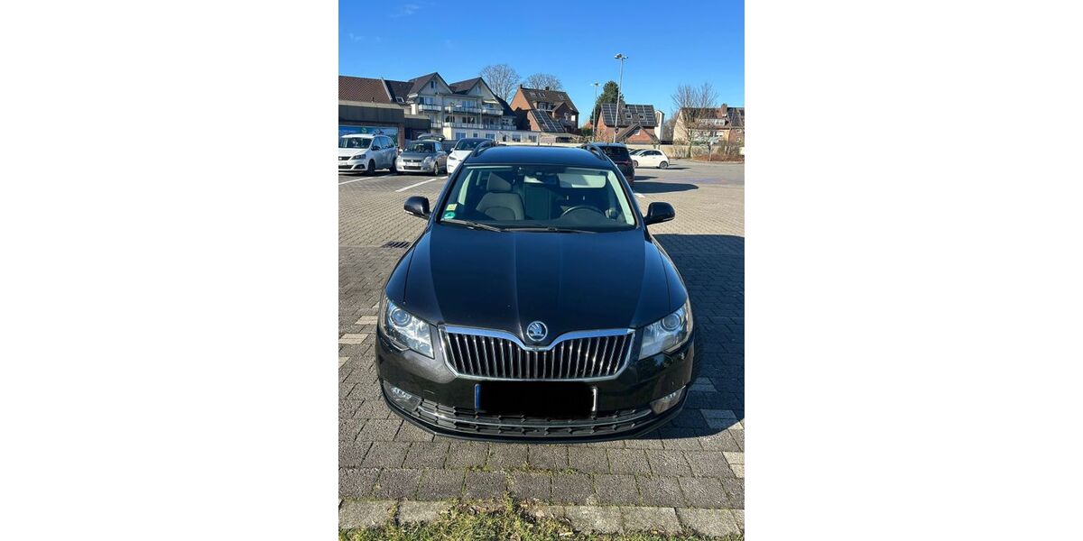 Skoda Superb 148.000 km 11.500 &euro; Bottrop 46244