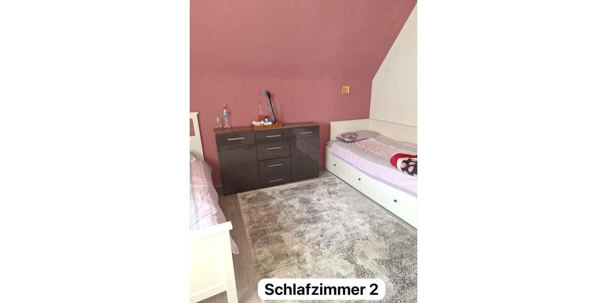 Reihenhaus Duisburg Rheinhausen - 4.5 Zimmer, 140 m&sup2;, 280.000&euro; | Angebot:27083302