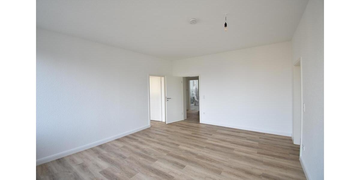 Etagenwohnung Essen Stadtkern - 3 Zimmer, 92 m&sup2;, 895&euro; | Angebot:24862007