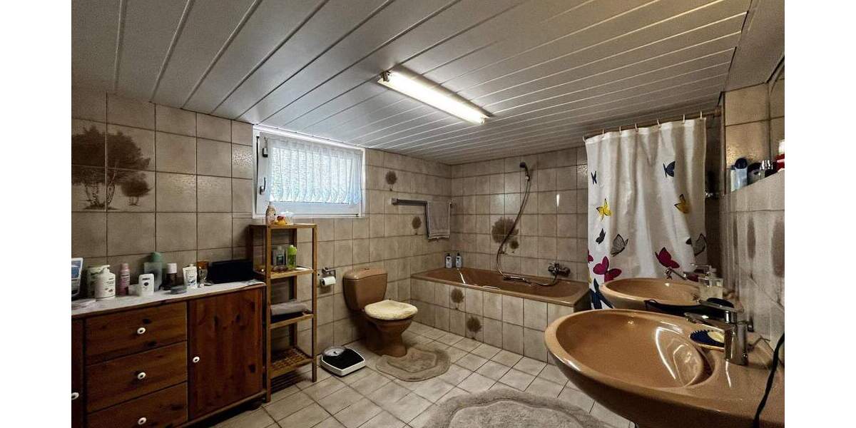 Mehrfamilienhaus, Wohnhaus Bochum Dahlhausen - 4 Zimmer, 94 m&sup2;, 249.000&euro; | Angebot:24450876