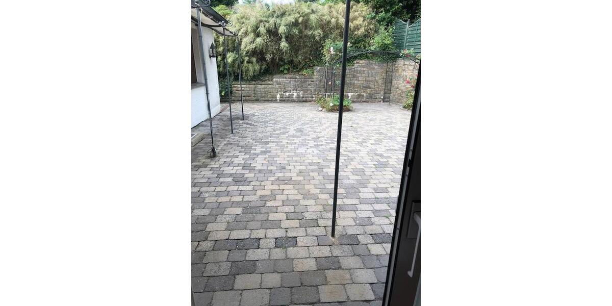 Witten-Bommern: grosses Haus mit großem Grundstück zu vermieten 8 zimmer