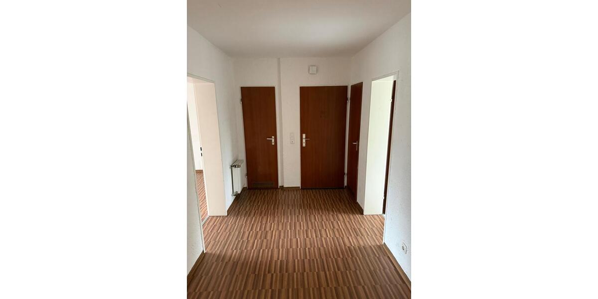 Etagenwohnung Gelsenkirchen Rotthausen - 3 Zimmer, 78 m&sup2;, 650&euro; | Angebot:24743610