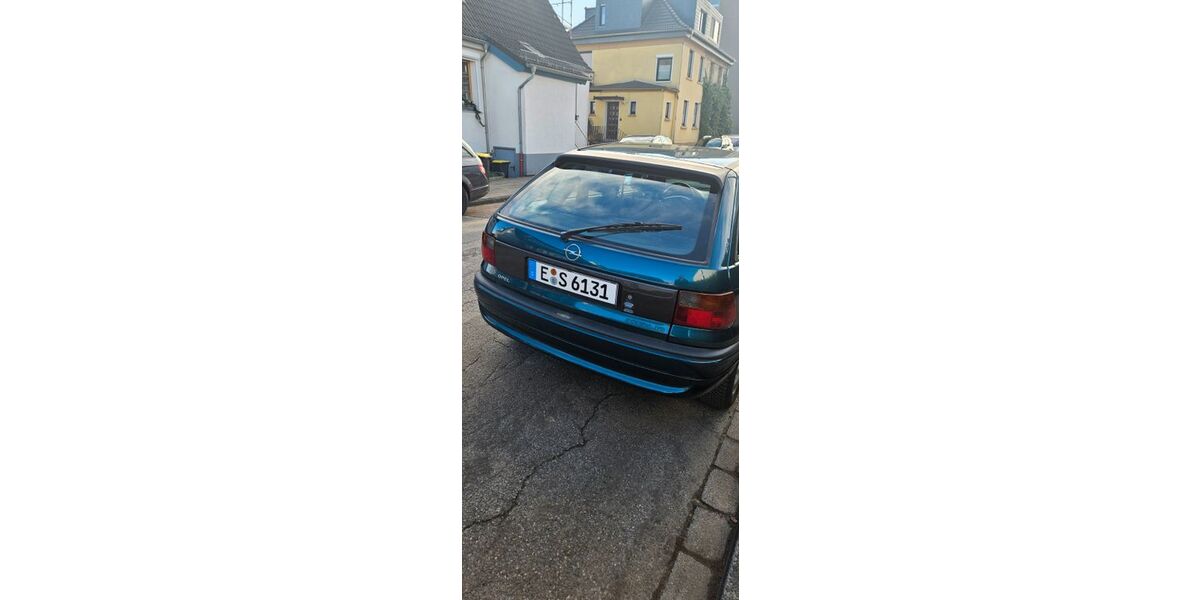 Opel Antara 119.880 km 950 &euro; ESSEN 45277