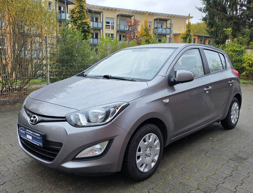 Hyundai i20 74.000 km 4.690 € Herne (NRW) 44628