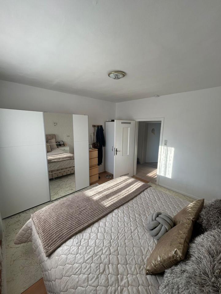 4 Zimmer Wohnung mit Balkon und Keller VERKAUF