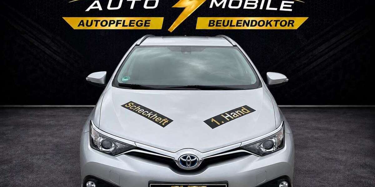 Toyota Auris 147.000 km 12.300 &euro; Essen 45145