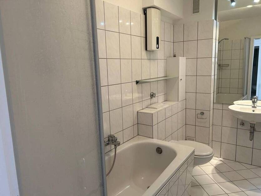 schöne, gutgeschnittene 3 Raum Wohnung in Essen Süd