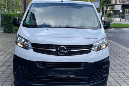 Opel Vivaro 40.000 km 24.990 &euro; Gelsenkirchen 45899