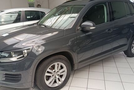 VW Tiguan 132.000 km 8.490 &euro; Recklinghausen 45659