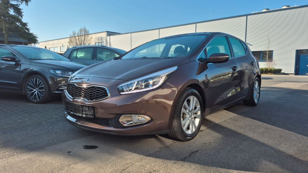 Kia ceed / Ceed 148.000 km 6.999 &euro; Rheinberg 47495