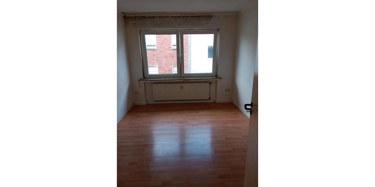 Etagenwohnung Oberhausen - 4 Zimmer, 92 m&sup2;, 122.000&euro; | Angebot:25305230