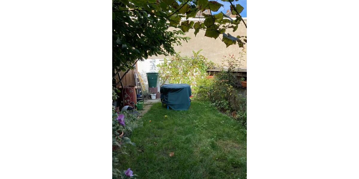 Dachgeschoßwohnung Duisburg Essenberg - 3 Zimmer, 83 m&sup2;, 900&euro; | Angebot:26426285