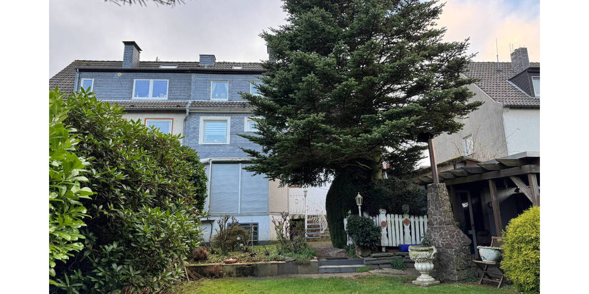 Doppelhaushälfte Velbert Mitte - 6 Zimmer, 165 m&sup2;, 395.000&euro; | Angebot:26261697