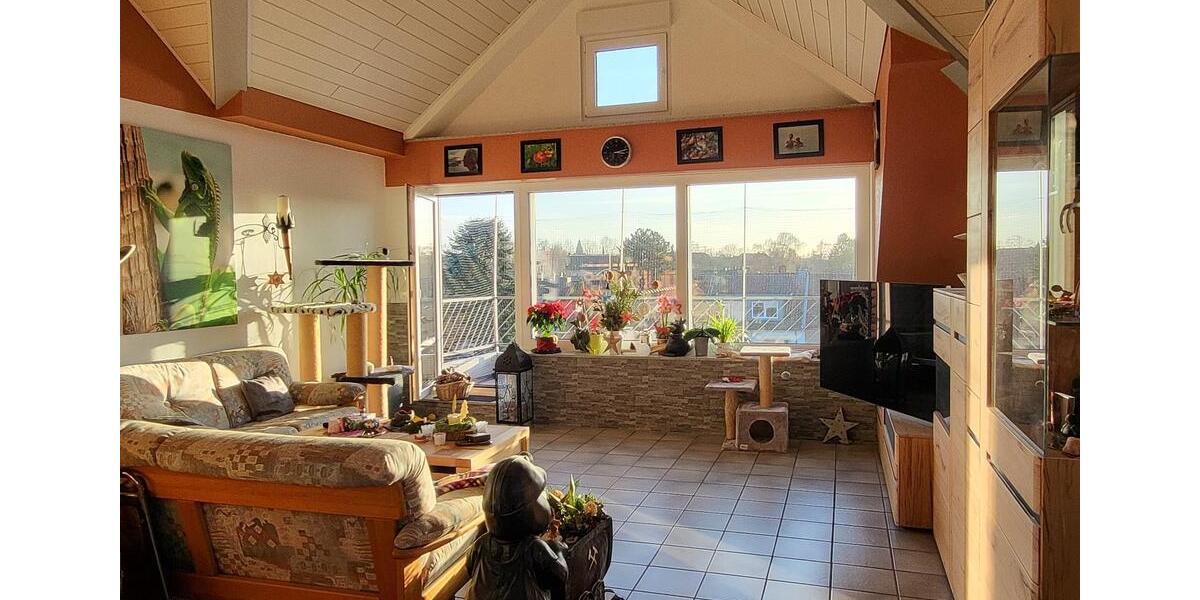 Großzügige DG-Wohnung in ruhiger Lage ohne Provision 4.5 zimmer