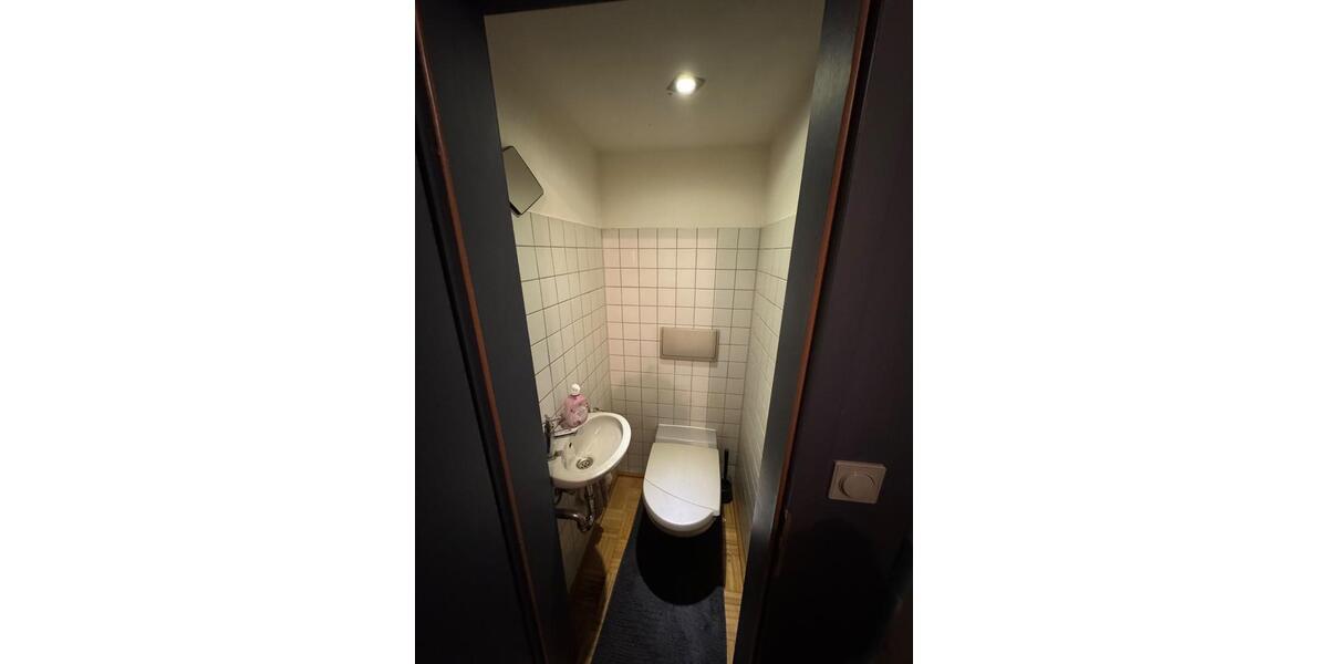 Erdgeschoßwohnung Duisburg Duisburg-Mitte - 3 Zimmer, 76 m&sup2;, 620&euro; | Angebot:27621143