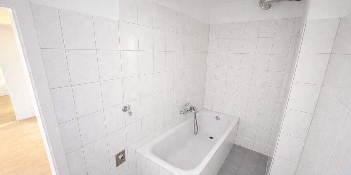 Etagenwohnung Gelsenkirchen Altstadt - 2 Zimmer, 62 m&sup2;, 690&euro; | Angebot:24920772