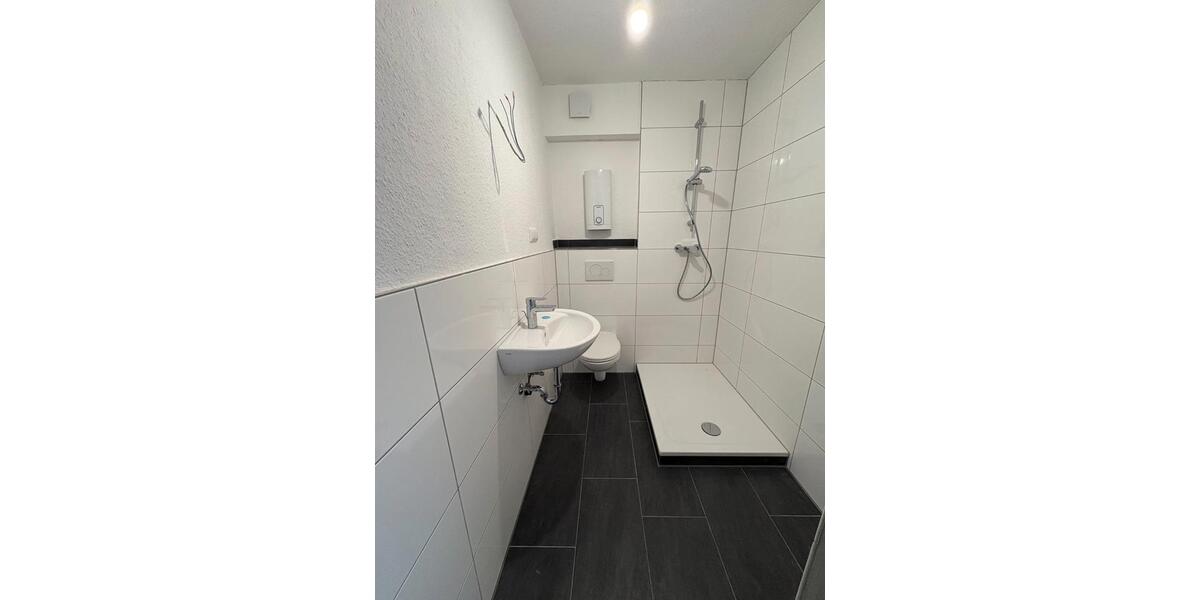 Dachgeschoßwohnung Oberhausen - 2 Zimmer, 50 m&sup2;, 590&euro; | Angebot:26405960