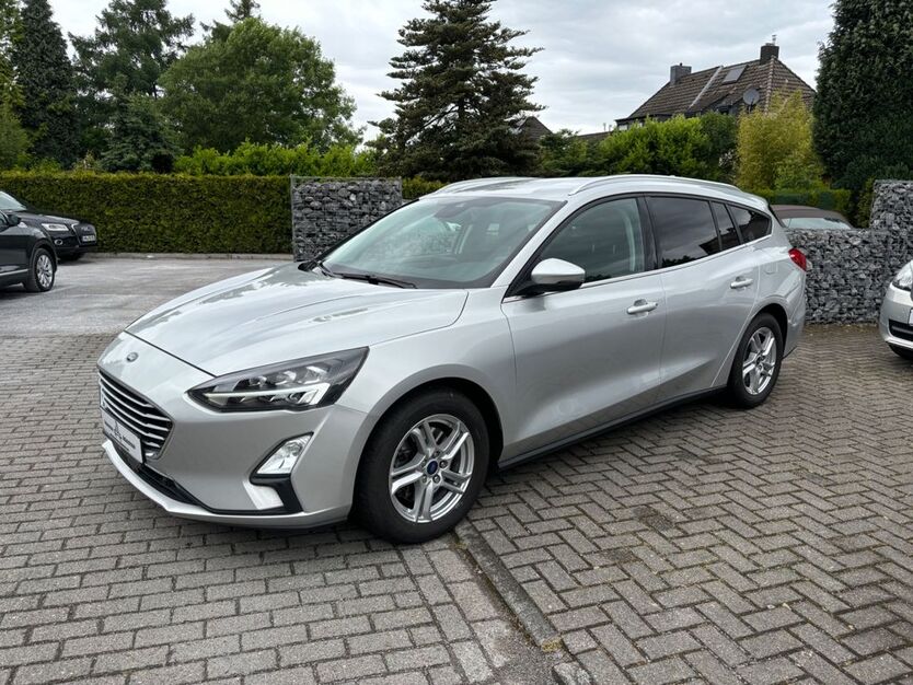 Ford Focus 105.000 km 13.950 € Mülheim / Ruhr 45473
