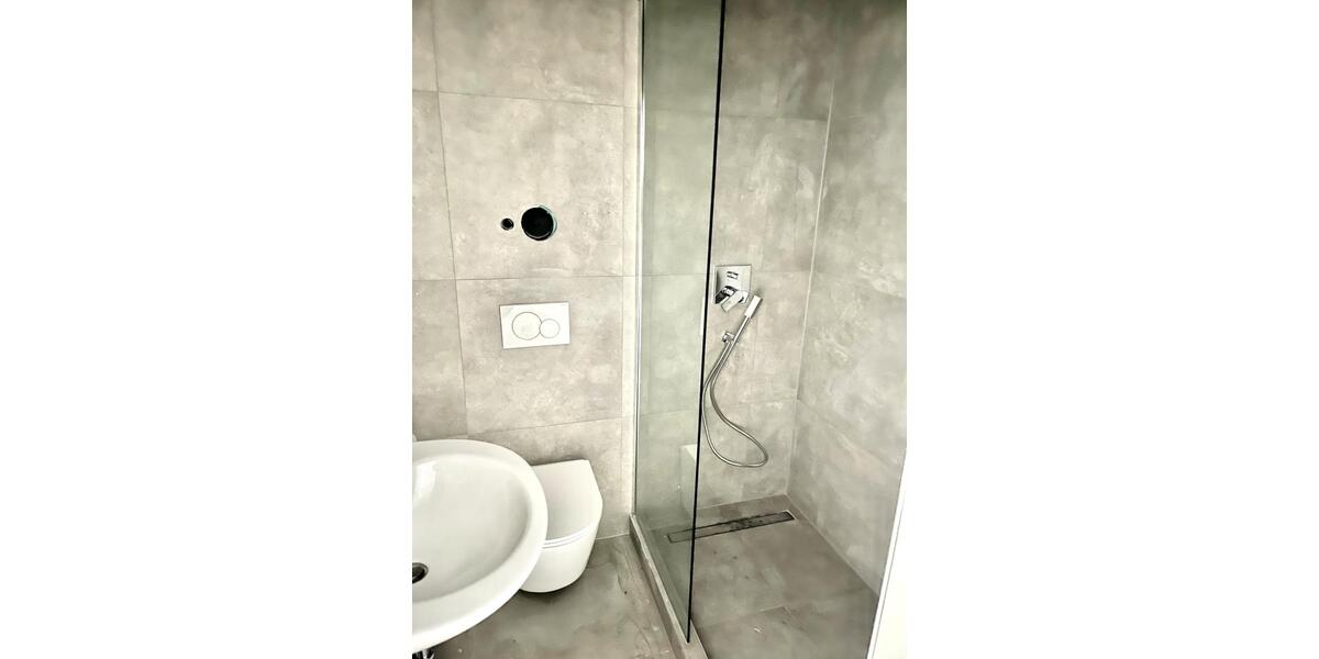 Schöne sanierte 3,5 qm Wohnung mit Aufzug in City Lage! 3 zimmer