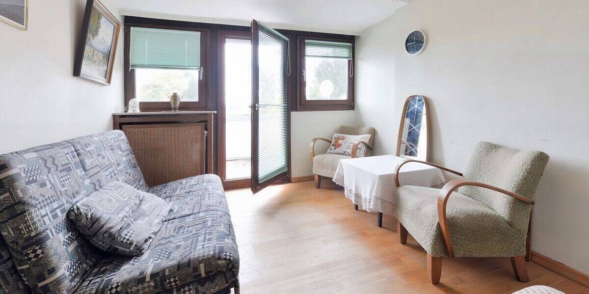 Einzigartige Liegenschaft in Moers-Vennikel: Wo Charme auf Großzügigkeit trifft! 9 zimmer