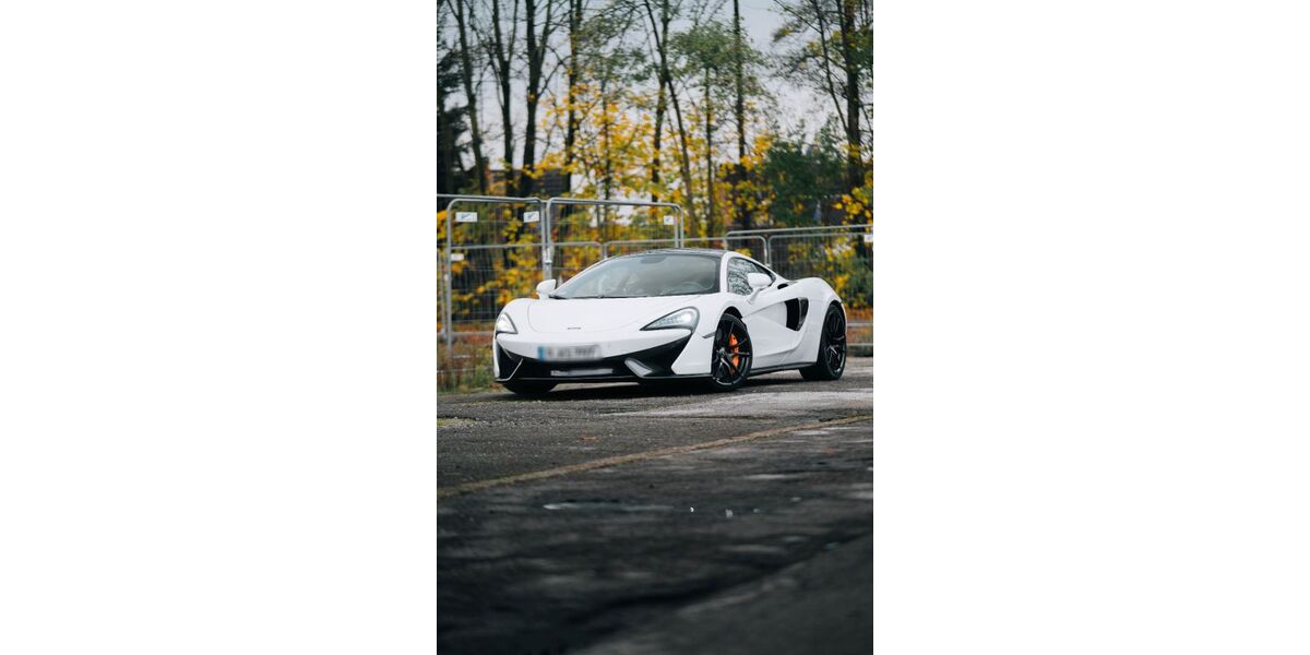 McLaren 570GT 36.750 km 132.900 € Recklinghausen 45659