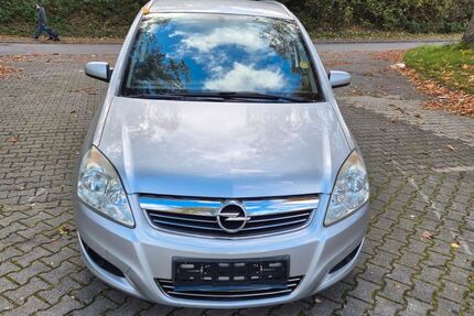 Opel Zafira 156.000 km 3.999 &euro; Essen 45356
