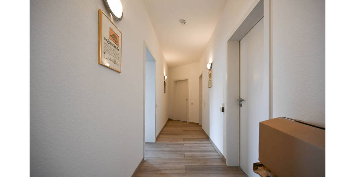 Etagenwohnung Hattingen - 3 Zimmer, 110 m&sup2;, 760&euro; | Angebot:26275710