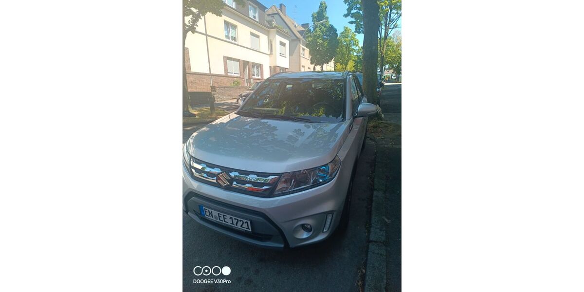 Suzuki Vitara 104.000 km 11.900 &euro; Witten 58452