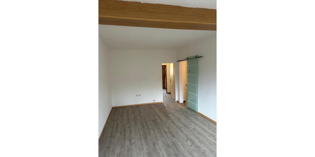 Dachgeschoßwohnung Gelsenkirchen Gelsenkirchen-Mitte - 3 Zimmer, 73 m&sup2;, 730&euro; | Angebot:24745924