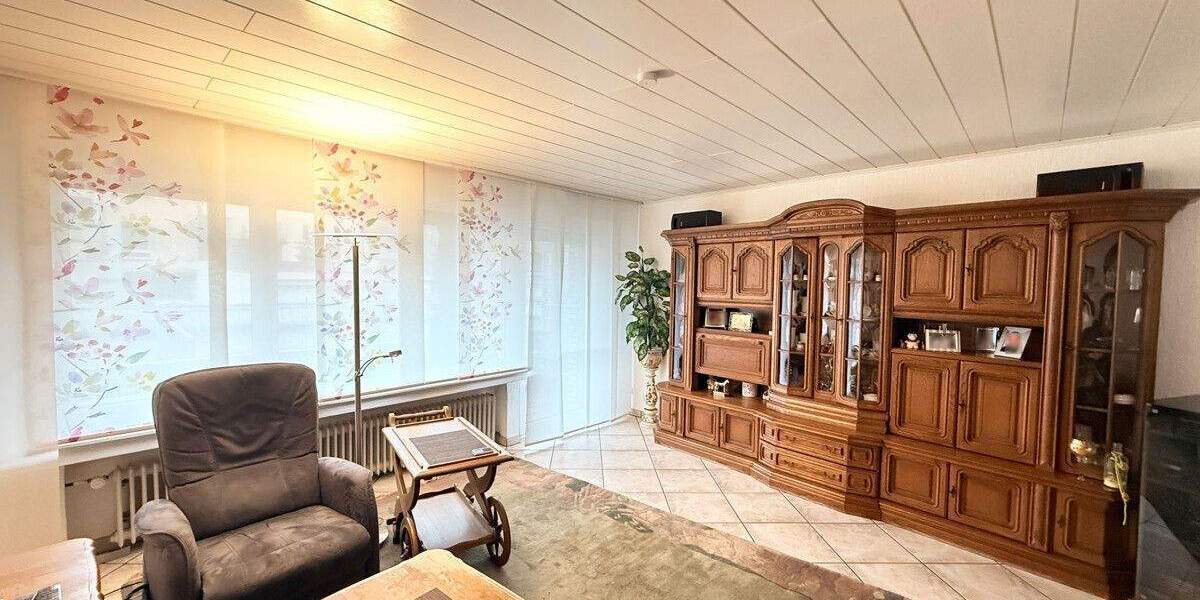 Zentral wohnen in Dinslaken - 3,5-Zimmer-Eigentumswohnung mit Balkon & Garage 3 zimmer