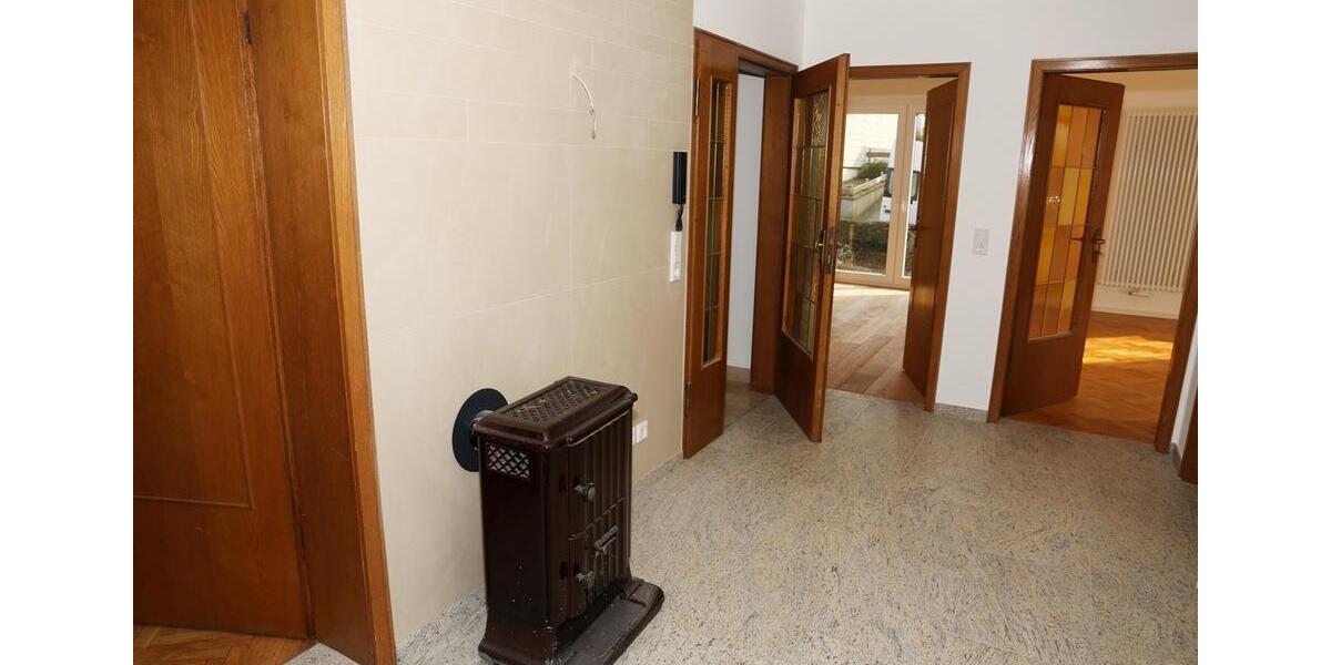 Erdgeschoßwohnung Hattingen - 3.5 Zimmer, 120 m&sup2;, 1.200&euro; | Angebot:26288093