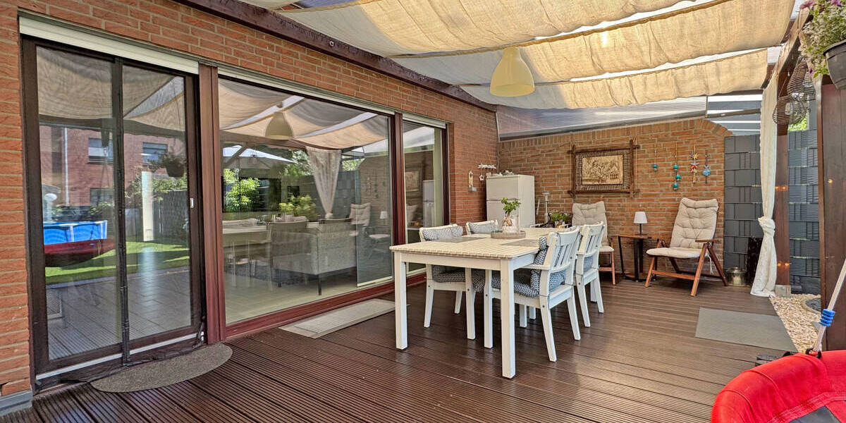 Charmantes Reihenmittelhaus mit ausgebautem Dachgeschoss in ruhiger Lage von Wesel-Fusternberg! 4 zimmer