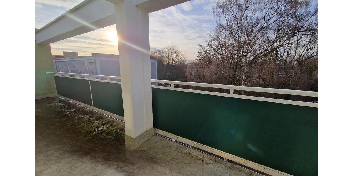 Penthouse: Großzügige, helle 3-Zimmer-Wohnung mit 2 Balkonen 3 zimmer