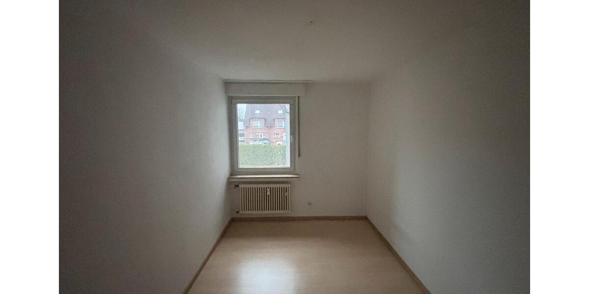 Etagenwohnung Gelsenkirchen Gelsenkirchen-Nord - 4 Zimmer, 96 m&sup2;, 1.100&euro; | Angebot:25356272
