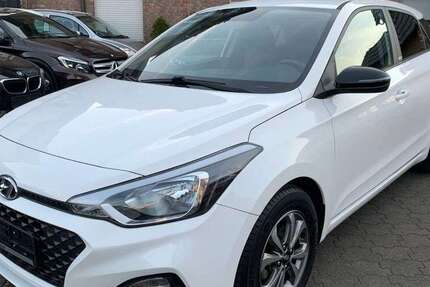 Hyundai i20 13.000 km 14.690 &euro; Moers 47443