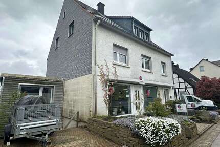 Haus zum Kaufen in Sprockhövel 398.000 € 214 m²