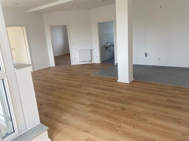 3-Zimmer-Wohnung mit Loggia in zentraler Lage 3 zimmer